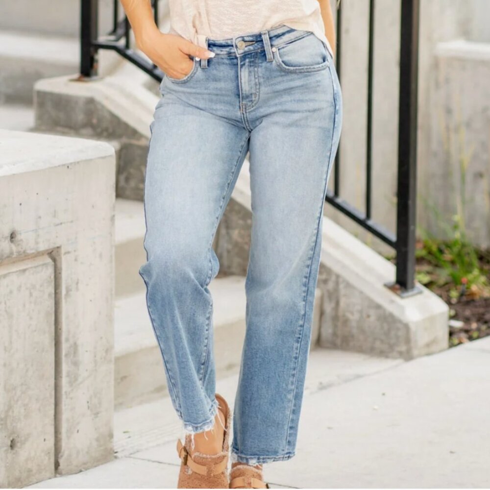 NWOT KanCan Melissa High Rise Slim Wide Leg Jeans Size 11/29